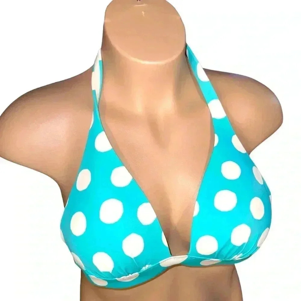 Three Swimsuit Tops🌸 - Picture 7 of 12